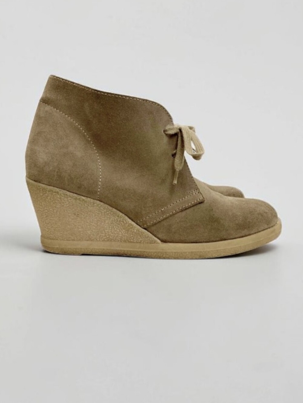 J. Crew Macalister suede wedge desert ankle boots size 8 Taupe fall booties